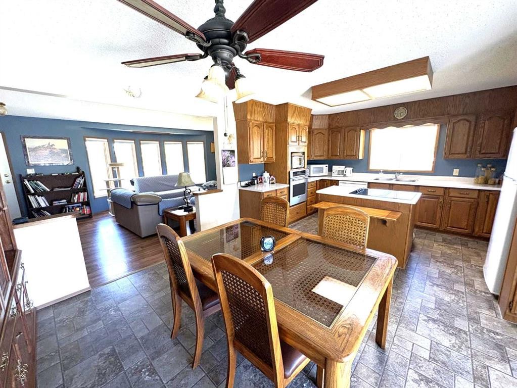 42567 Highway 856, Rural Flagstaff County, AB -