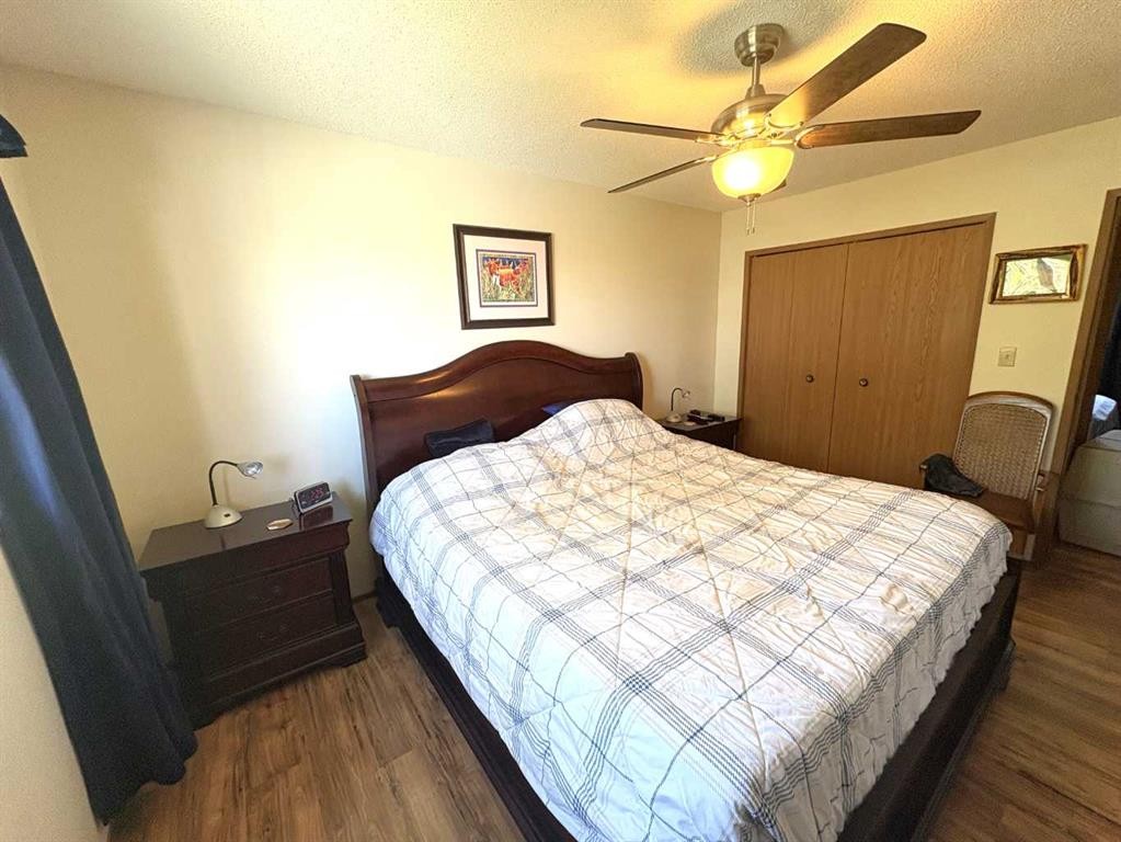 42567 Highway 856, Rural Flagstaff County, AB - Indoor Photo Showing Bedroom