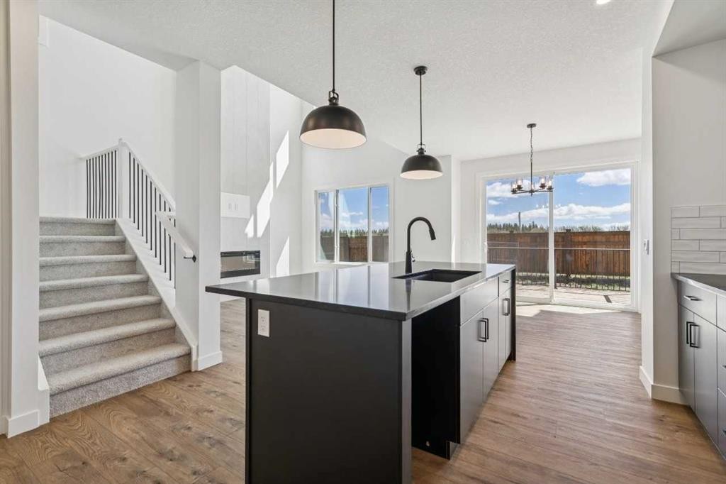 73 Sora Gate Se, Calgary, AB - Indoor Photo Showing Kitchen With Upgraded Kitchen