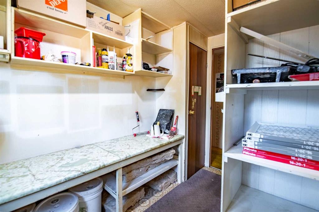 8 52 Street, Bluffton, AB - Indoor With Storage