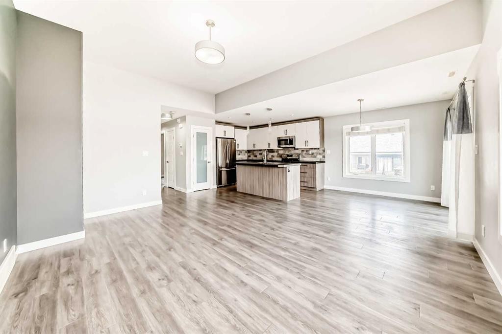 739 Cypress Lane, Springbrook, AB