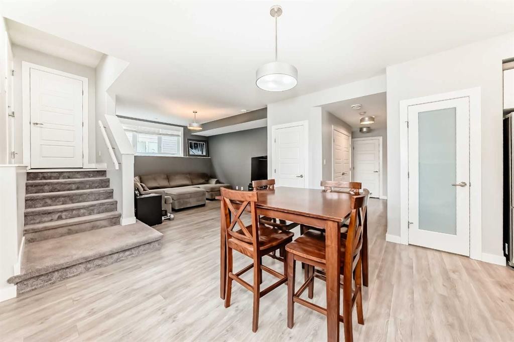739 Cypress Lane, Springbrook, AB