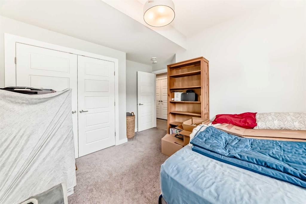 739 Cypress Lane, Springbrook, AB