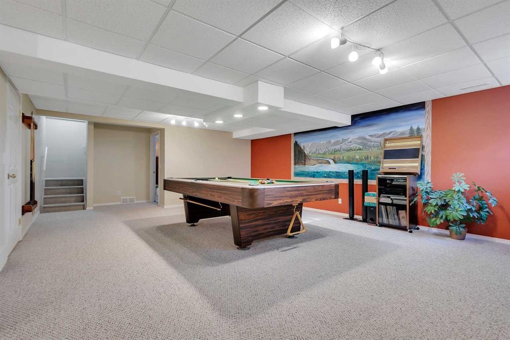 2 Janko Close, Red Deer, AB - Indoor Photo Showing Other Room