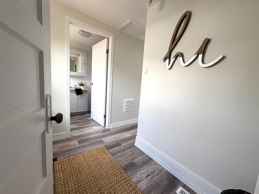 5129 48 Avenue, Ponoka, AB - Indoor Photo Showing Other Room