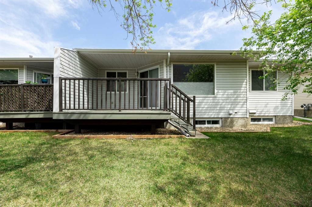59-2816 Botterill Crescent, Red Deer, AB - Outdoor With Deck Patio Veranda