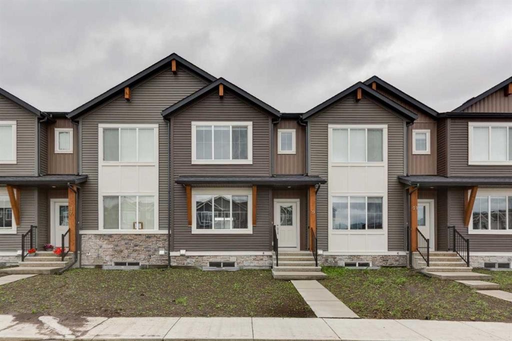 19 Emberside Park, Cochrane, AB