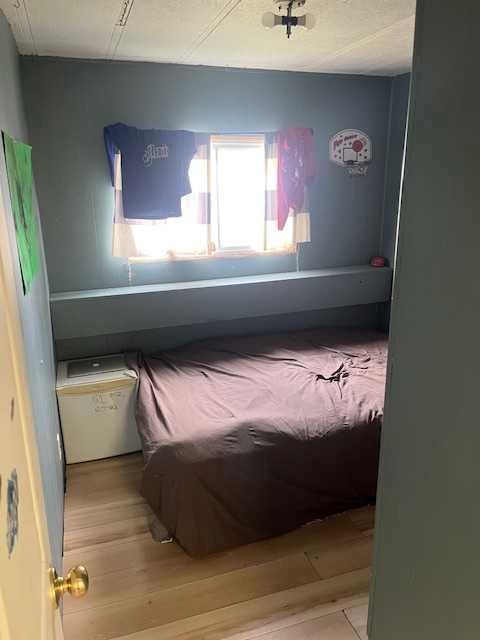 4445 Park Cresent, Coronation, AB - Indoor Photo Showing Bedroom