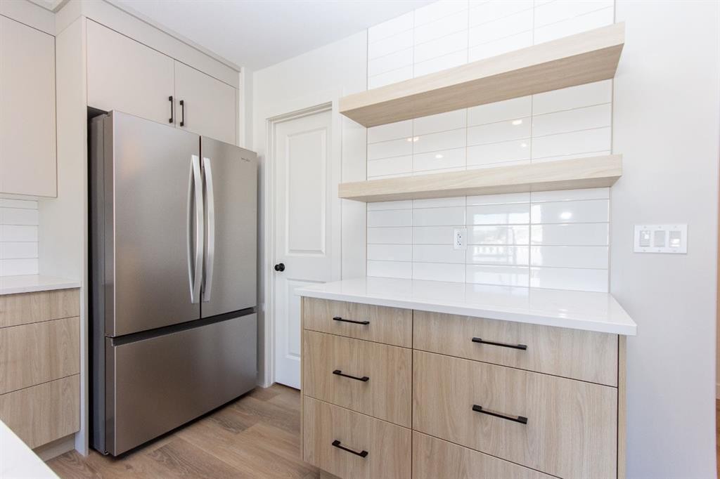 60 Trinity Street, Lacombe, AB - Indoor Photo Showing Kitchen