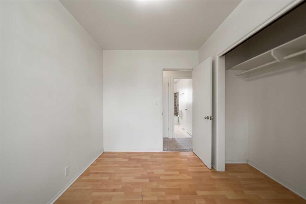 5805 48A Avenue, Camrose, AB - Indoor Photo Showing Other Room