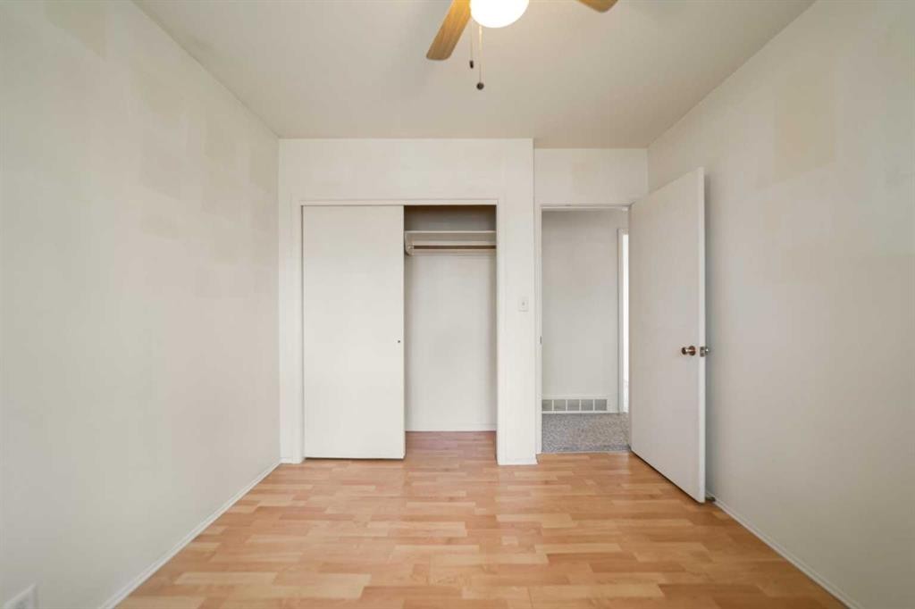5805 48A Avenue, Camrose, AB - Indoor Photo Showing Other Room