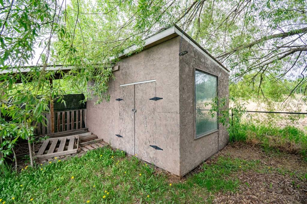 2 Elm Close, Erskine, AB - Outdoor