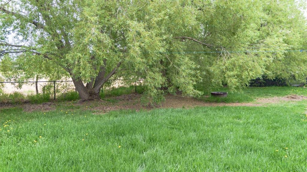 2 Elm Close, Erskine, AB - Outdoor