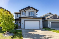 63 Bowman Circle Sylvan Lake, AB T4S 0H9