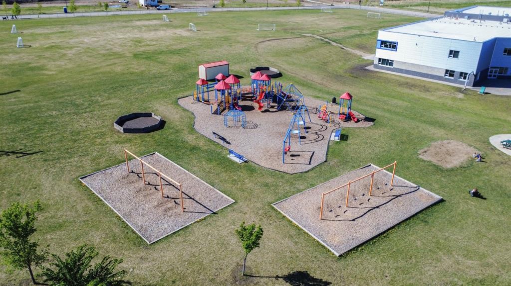 63 Bowman Circle, Sylvan Lake, AB