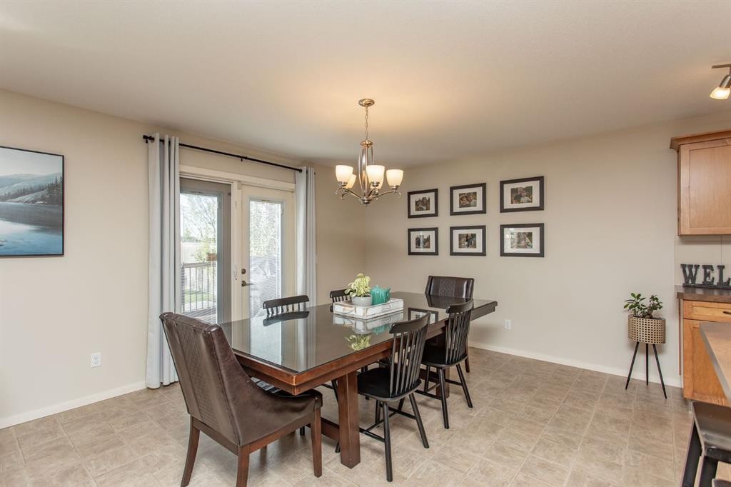 63 Bowman Circle, Sylvan Lake, AB