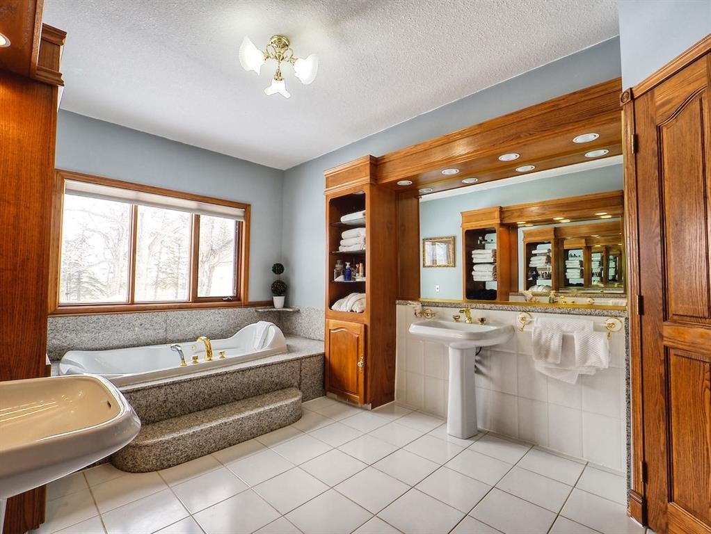 311037A Range Road 222, Rural Kneehill County, AB