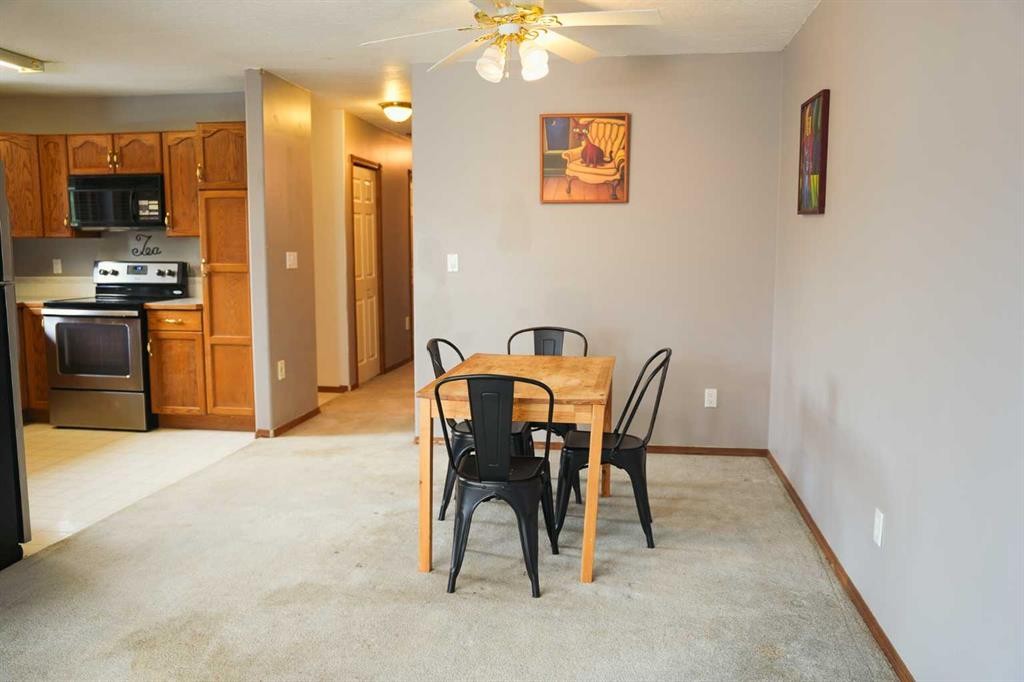 4525 49 Avenue, Hardisty, AB - Indoor