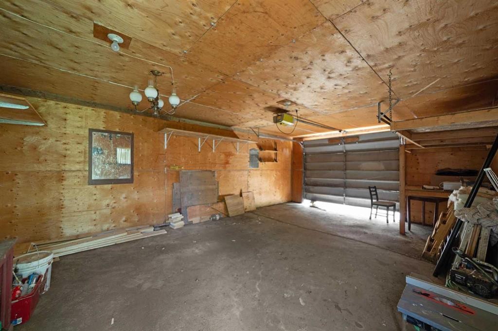 4911 54 Avenue, Viking, AB