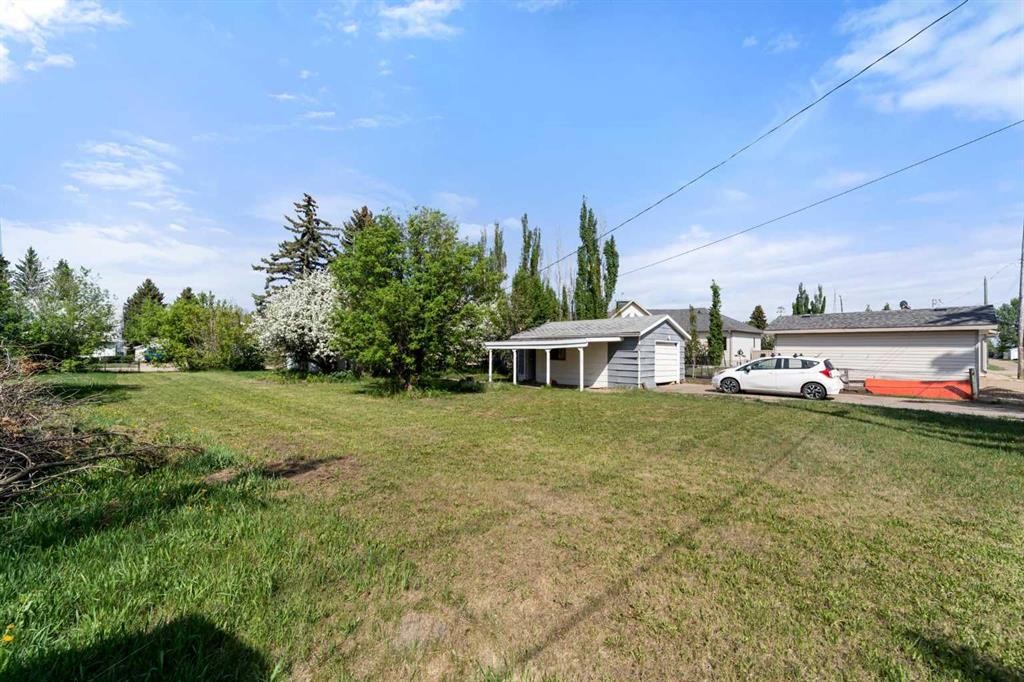 4911 54 Avenue, Viking, AB