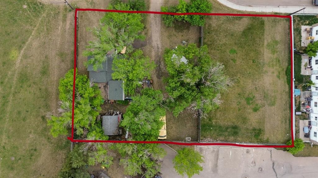 47 Howlett Avenue, Red Deer, AB - Outdoor