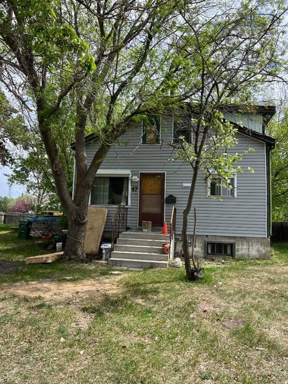 47 Howlett Avenue, Red Deer, AB - Outdoor