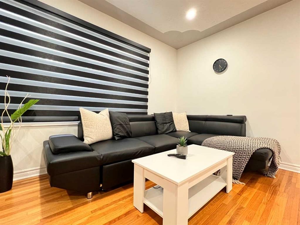 560 Northmount Drive Nw, Calgary, AB