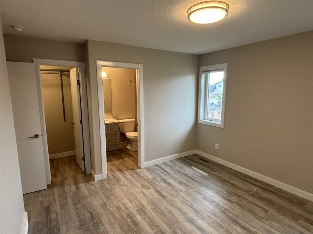 727 Cypress Lane, Springbrook, AB