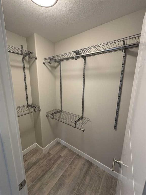 727 Cypress Lane, Springbrook, AB