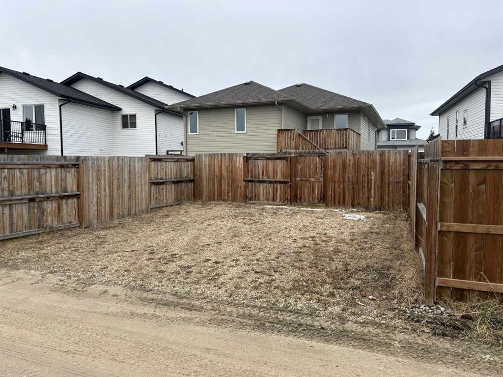 727 Cypress Lane, Springbrook, AB