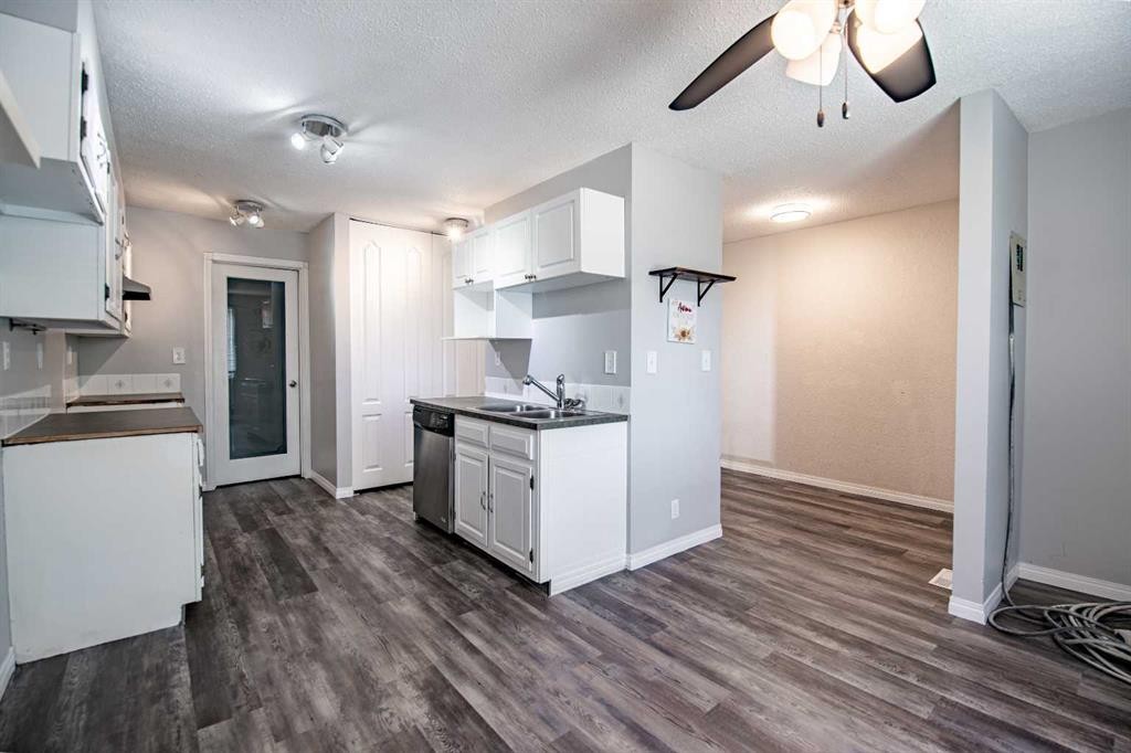 19-80 Piper Drive, Red Deer, AB