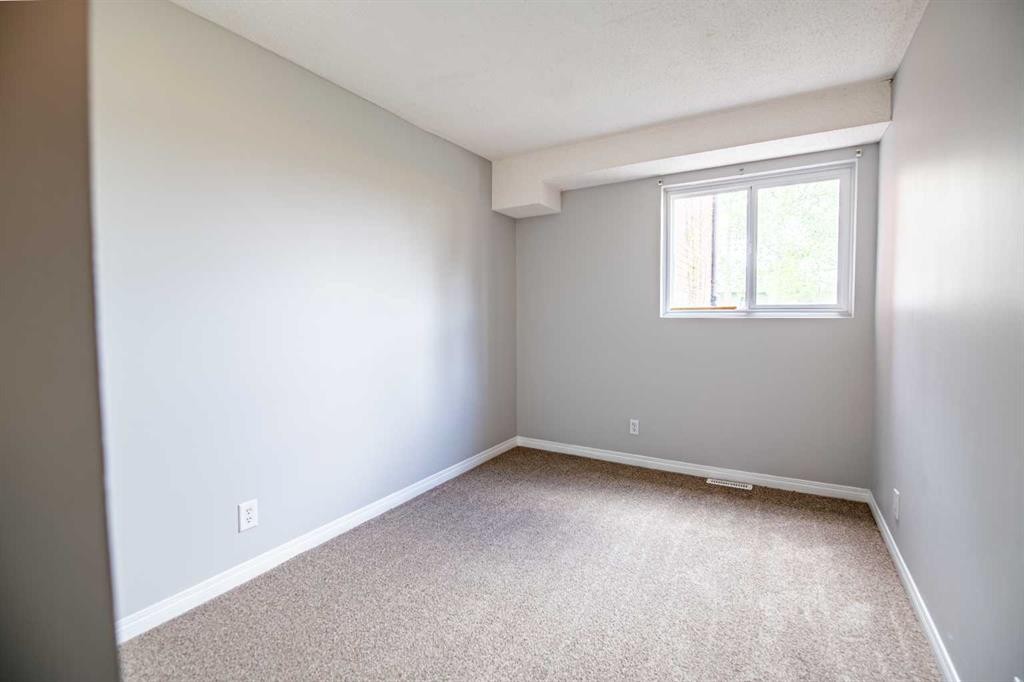 19-80 Piper Drive, Red Deer, AB