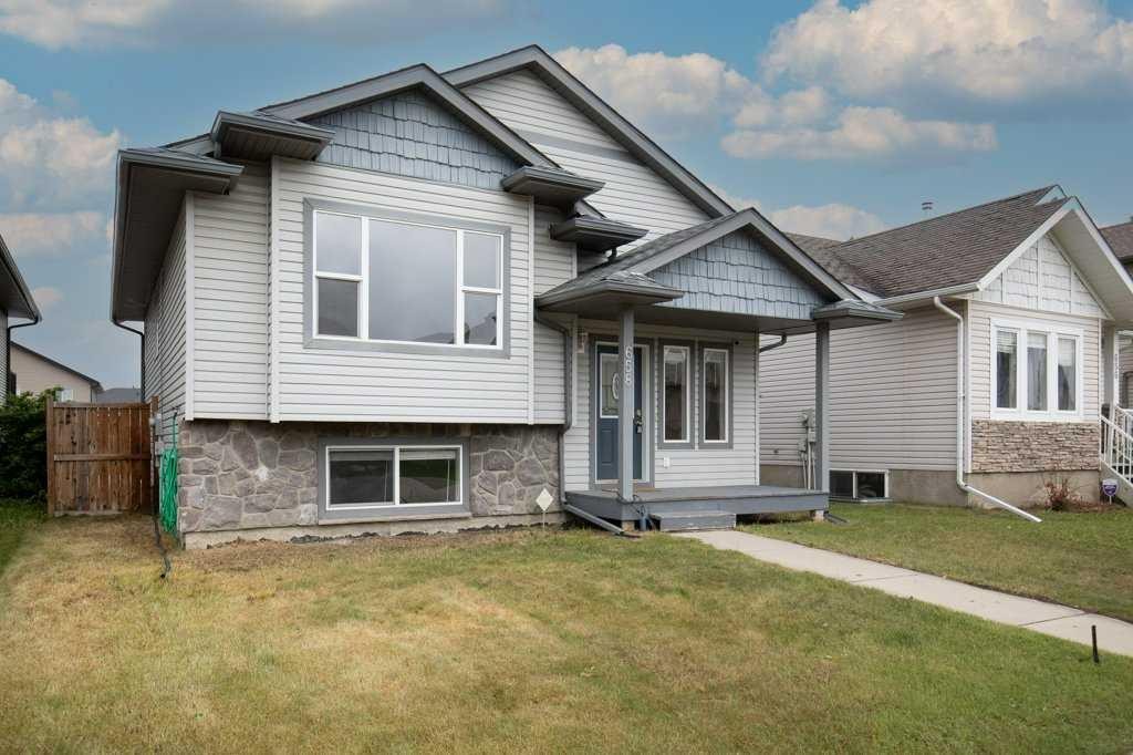 658 Red Oak Close, Springbrook, AB