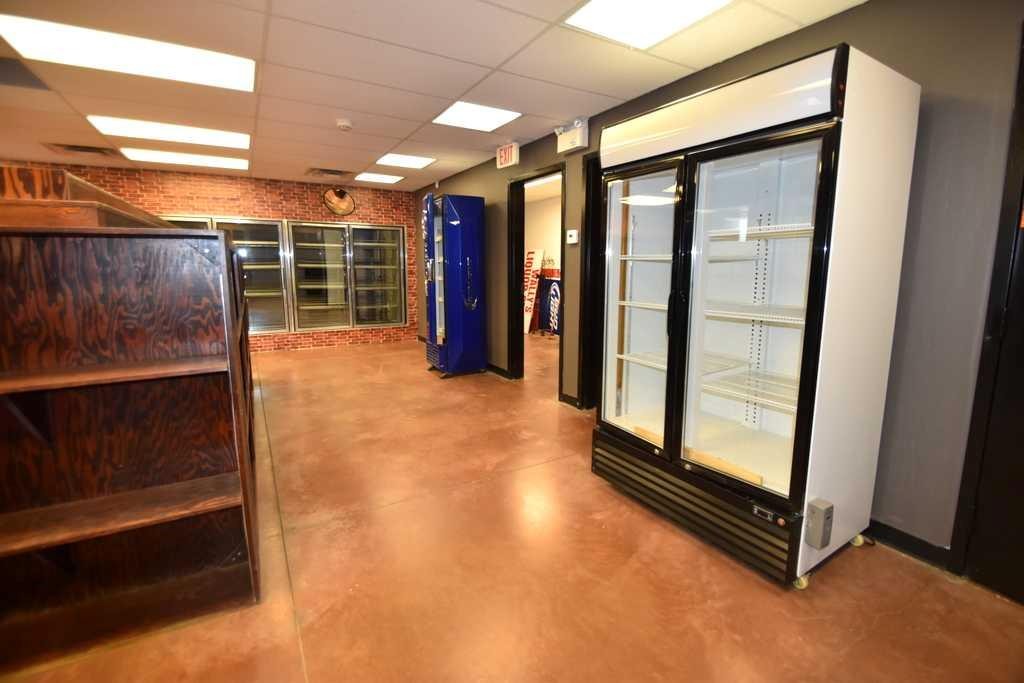 5002 51, Grassland, AB