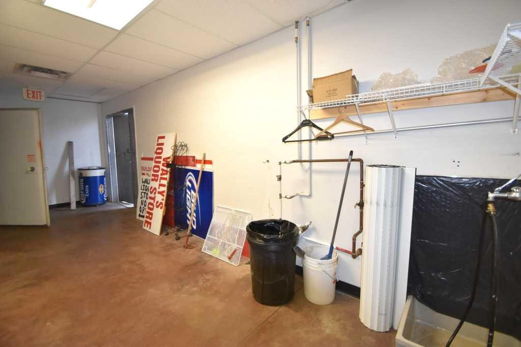 5002 51, Grassland, AB