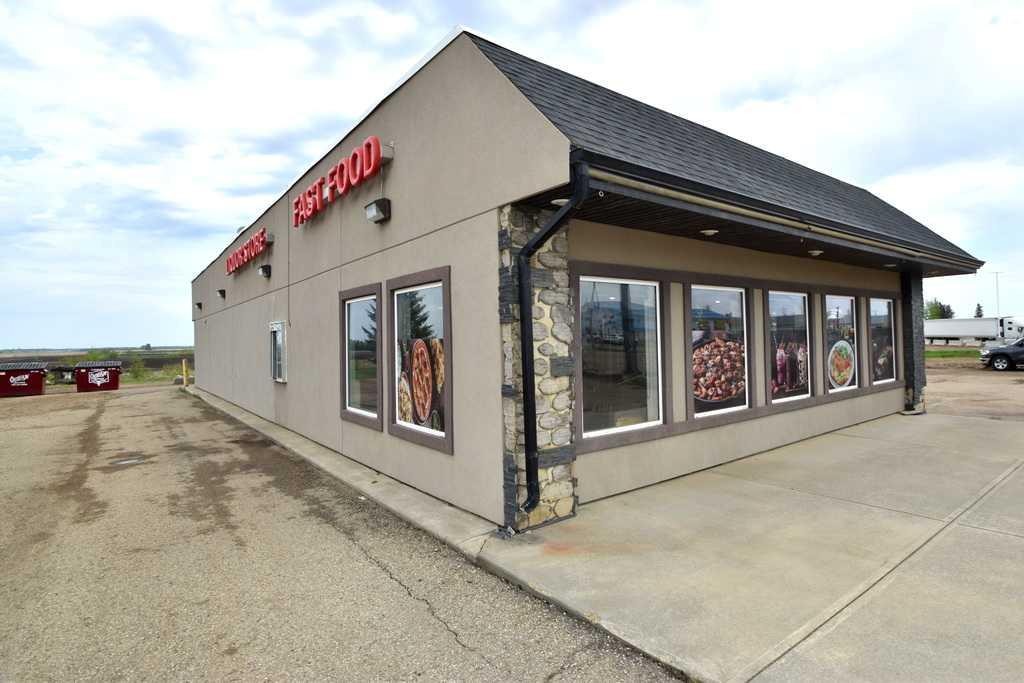 5002 51, Grassland, AB