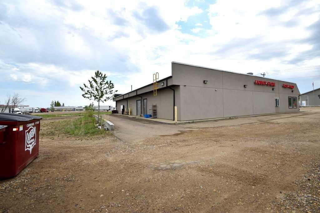 5002 51, Grassland, AB