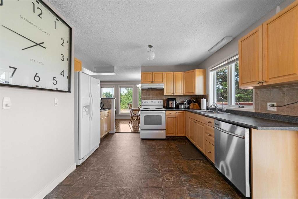 5407 48 Avenue, Killam, AB