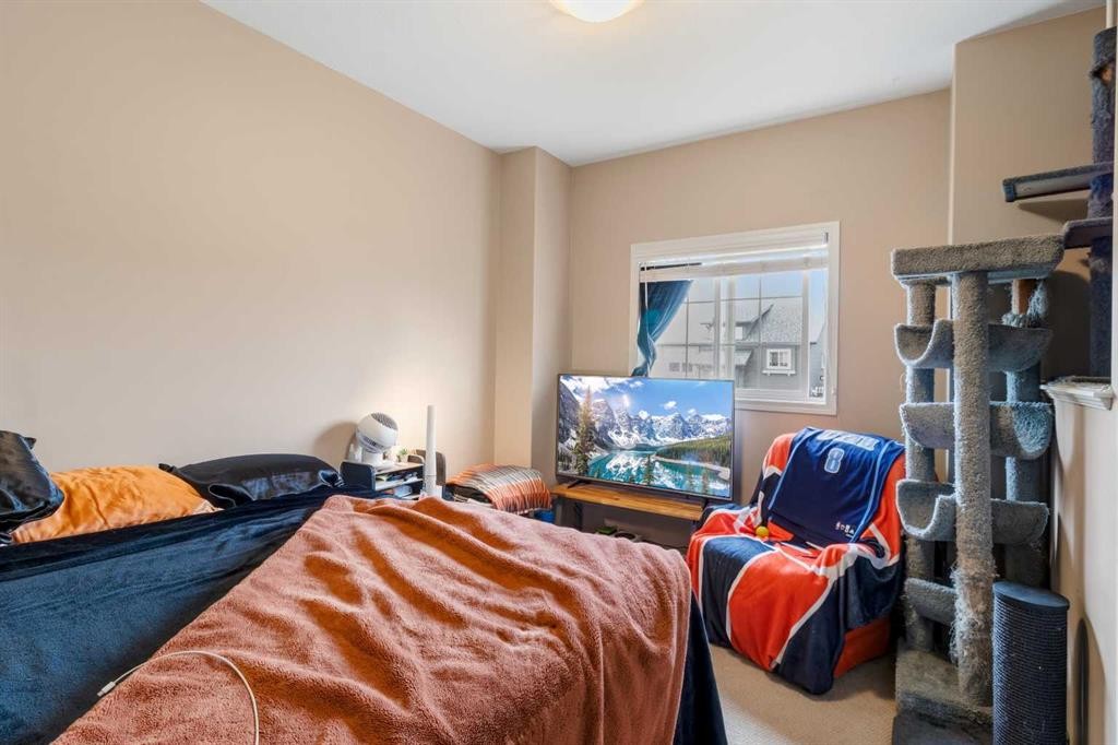 22 Rogers Road, Sylvan Lake, AB