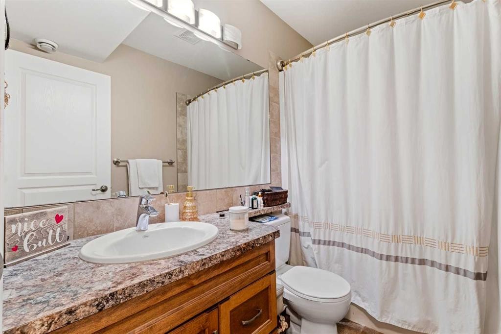 22 Rogers Road, Sylvan Lake, AB