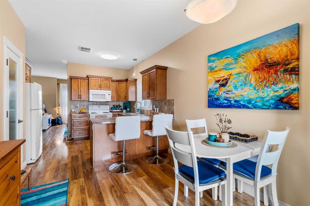 22 Rogers Road, Sylvan Lake, AB