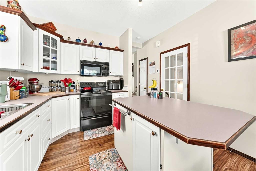 21 Amer Close, Red Deer, AB