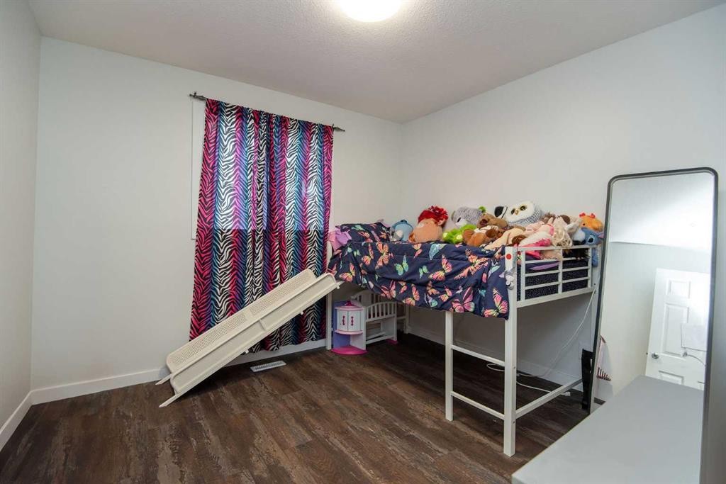 105 Bell Street, Red Deer, AB