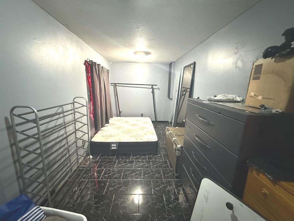 4724 45 Avenue, Alix, AB