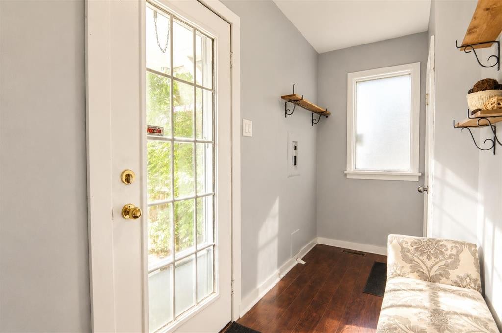 4732 52 Street, Sylvan Lake, AB - Indoor Photo Showing Other Room