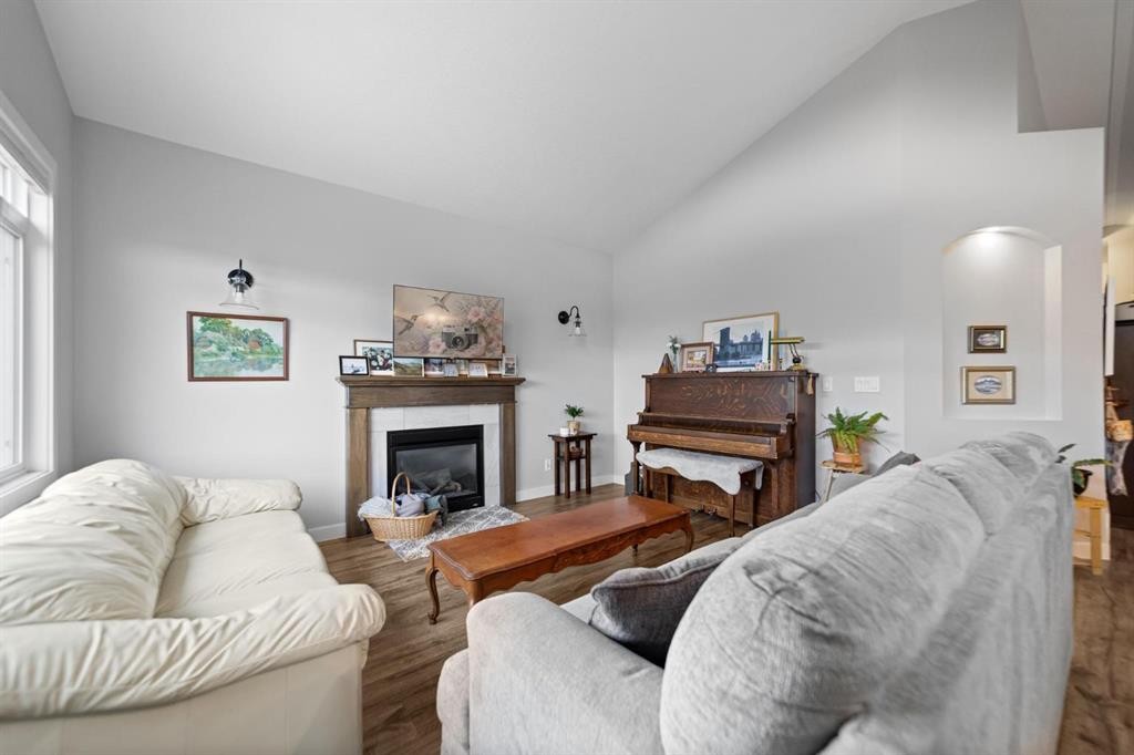 3419 51 Street, Camrose, AB