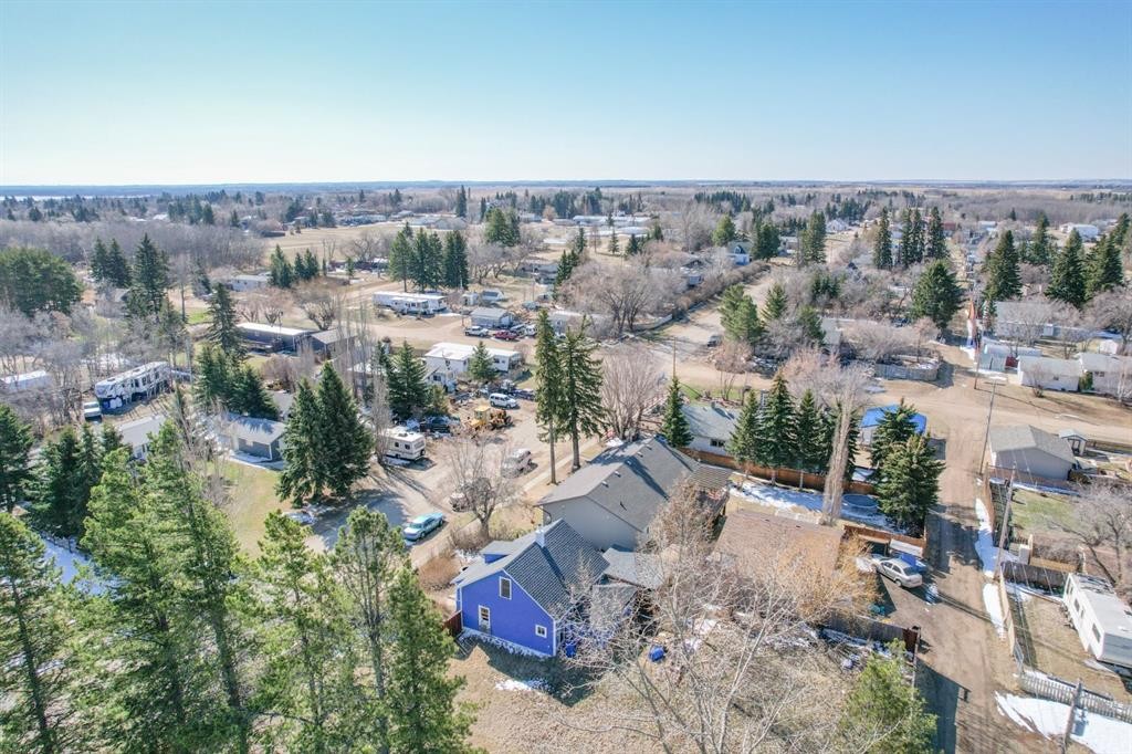 5220 52 Street, Mirror, AB - Outdoor With View