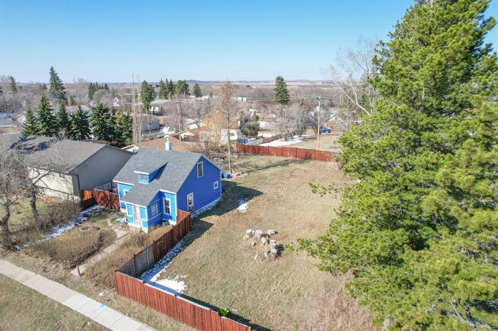 5220 52 Street, Mirror, AB - Outdoor With View