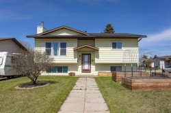 114 Dawson Street Red Deer, AB T4R 1Y9