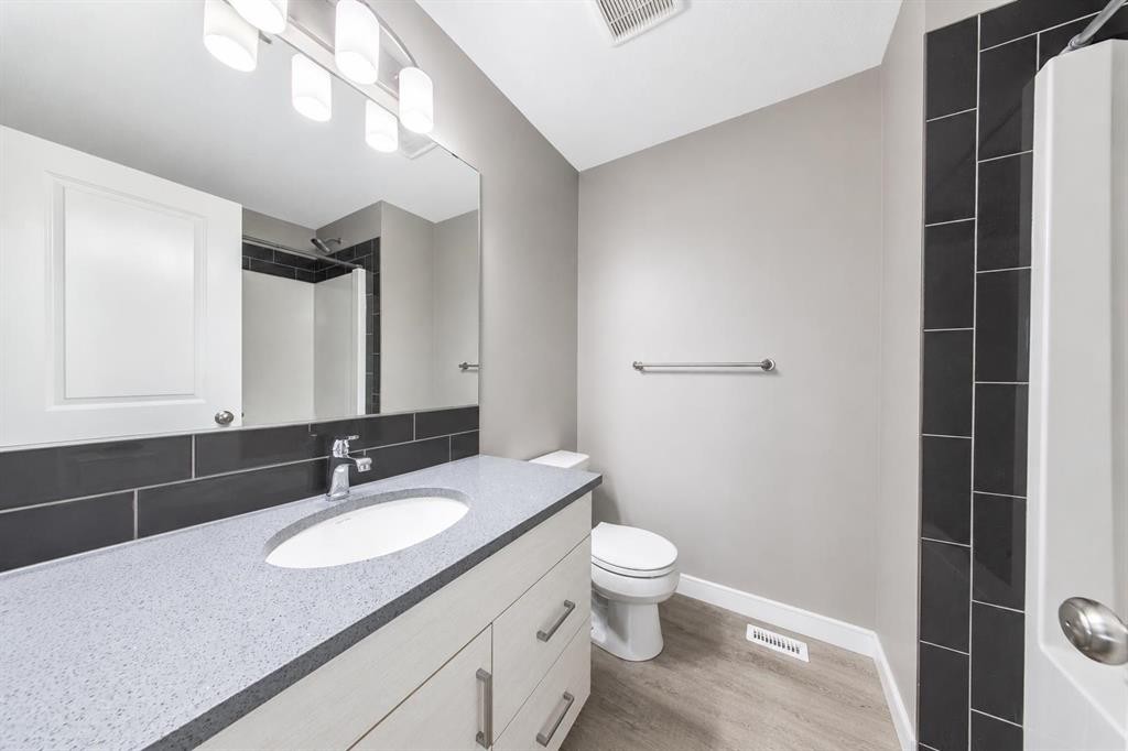 89 Metcalf Way, Lacombe, AB